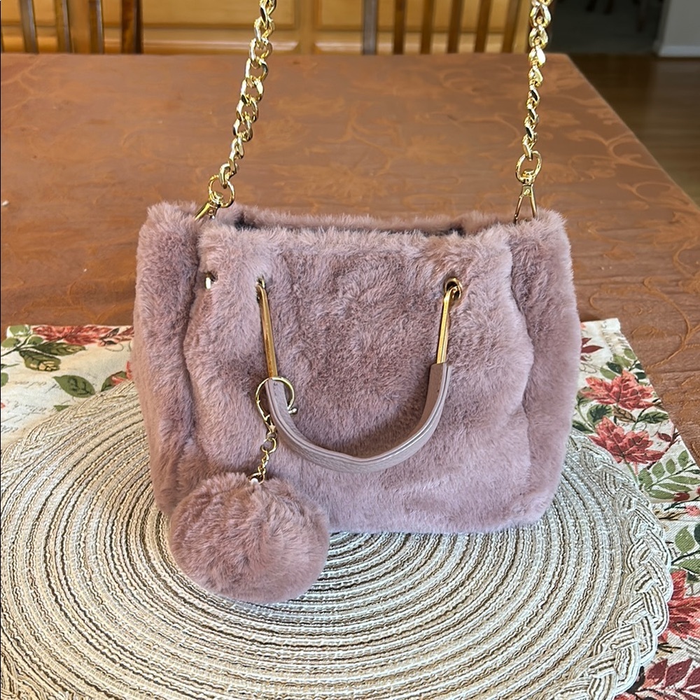 Isaac Mizrahi Pink Shoulder Bag with Chain Strap